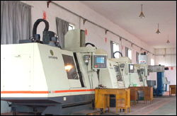 無(wú)錫港盛港口機(jī)械 深耕港口設(shè)備領(lǐng)域，傳承卓越制造精神