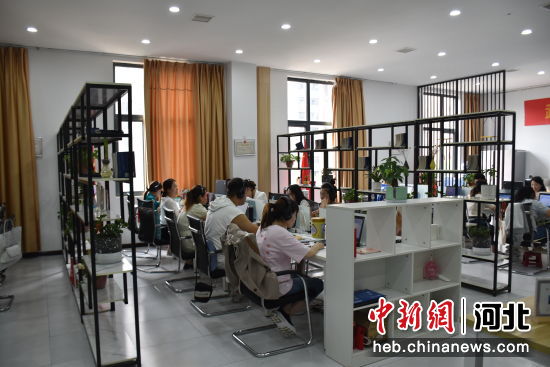 河北武安創(chuàng)新創(chuàng)業(yè)孵化基地 打造青年創(chuàng)業(yè)“夢(mèng)工廠”